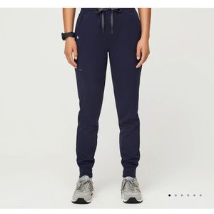 Brand New With Tags FIGS Women’s Jogger Scrubs